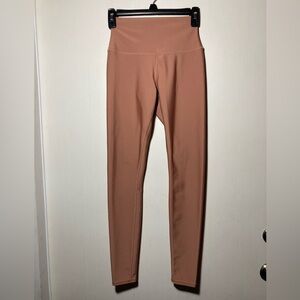 Alo Air Brush Compression Leggings Bronze/Tan Color Size Small